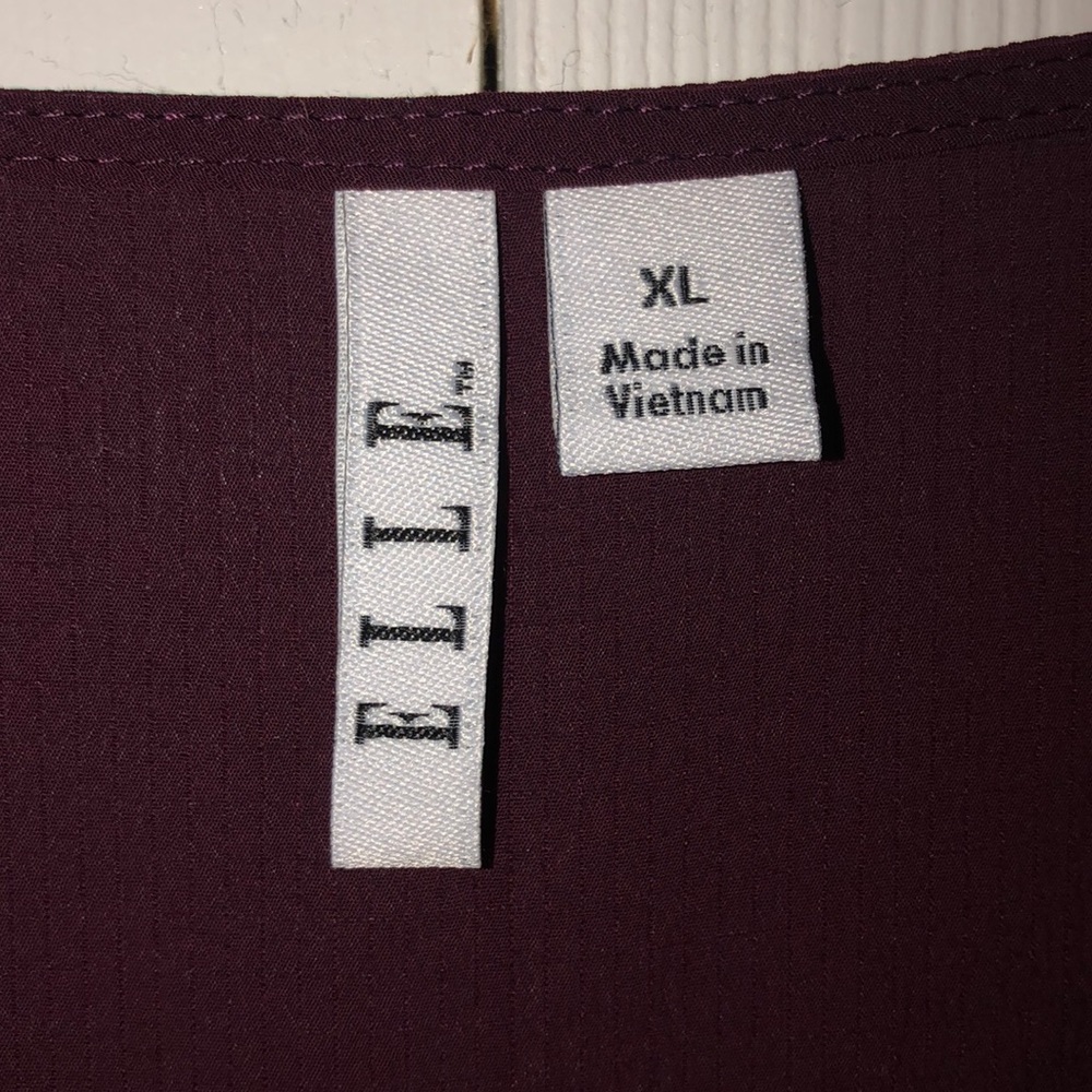 Blouse - Picture 2 of 4